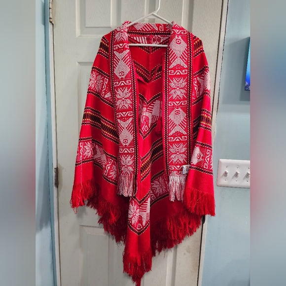 Tejidos Red Sweater/Cover up - Picture 1 of 4